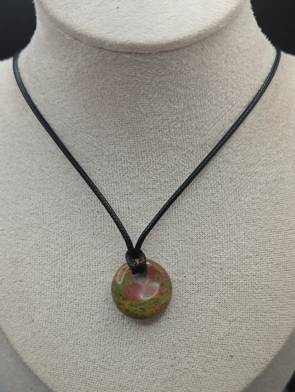 Unakite Round Pendant Necklace in Green & Pink (2481)